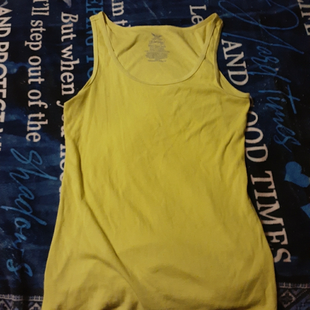 Yellow tanktop
